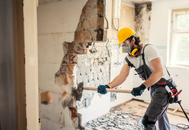 Best Concrete Sealing and Maintenance in Chisholm, MN